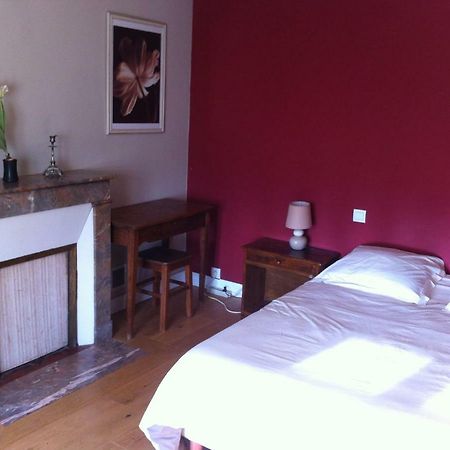 Bed and Breakfast La Ferme Des Vignes Hotot-en-Auge Exterior foto