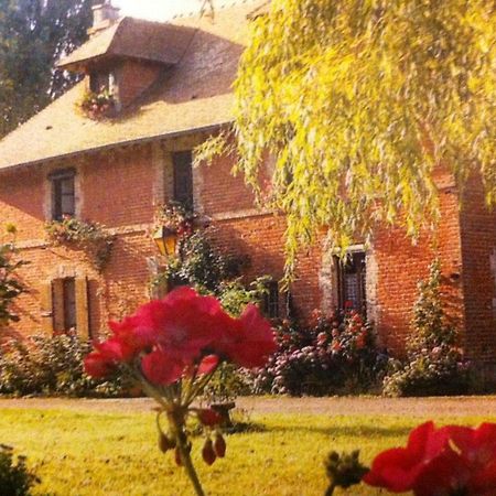Bed and Breakfast La Ferme Des Vignes Hotot-en-Auge Exterior foto